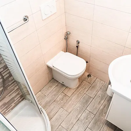 Athena Daire Bibione